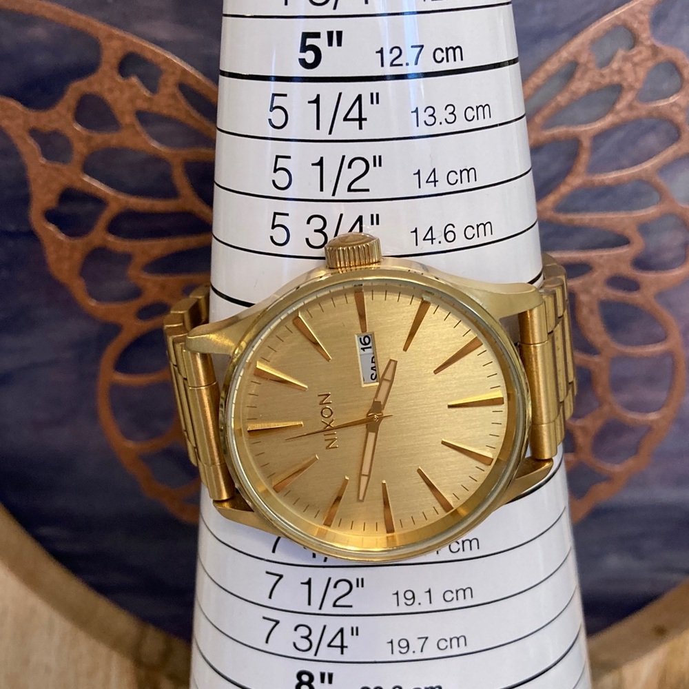 Nixon Sentry SS, gold tones, metal bracelet, new battery, spare links - Picture 11 of 11